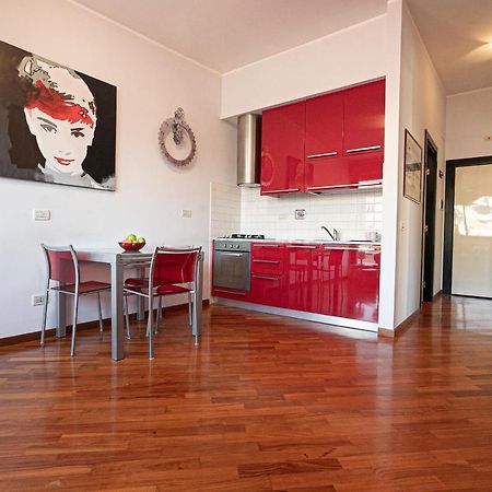 Real Italian Estate - Red Coral Lägenhet Genua Exteriör bild